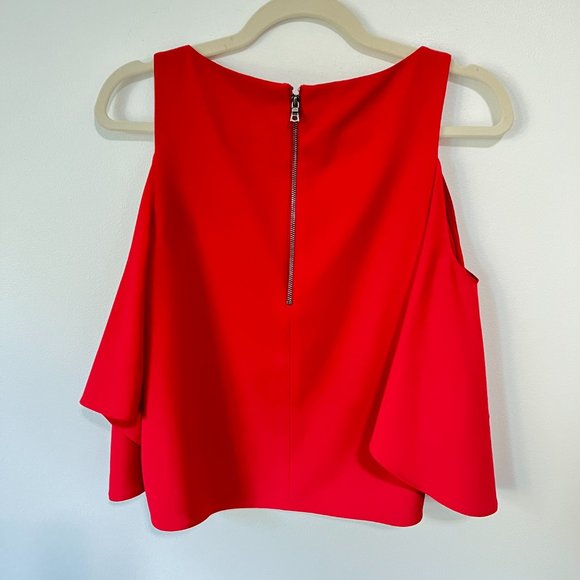 alice + olivia Coralee Blouse, Cold-Shouldered Flutter Sleeve size 2 Deep Ruby - Picture 3 of 8